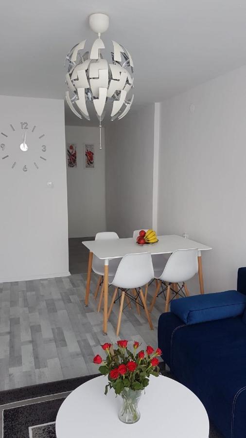 Apartament Apartment Kolobrzeg Exterior photo
